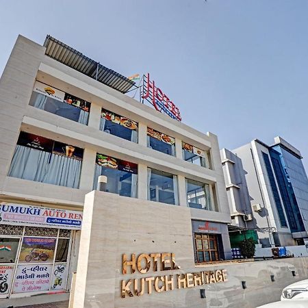 Kutch Heritage Hotel Гандхидхам Экстерьер фото